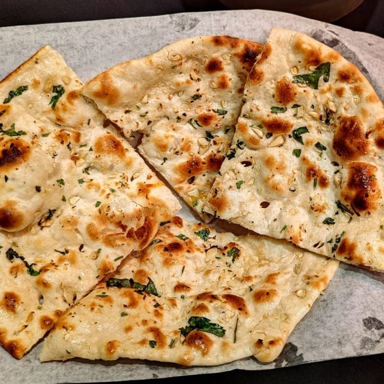 Delicious Garlic Naan: A Must-Try Indian Side